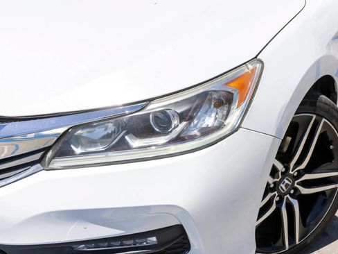 Used 2016 Honda Accord Sport image 8