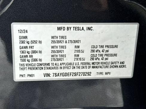 Used 2025 Tesla Model Y Performance image 27