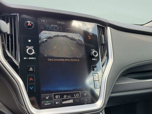 Used 2024 Subaru Outback Premium image 17