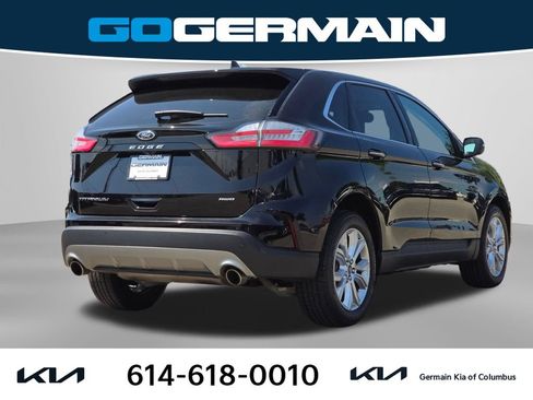 Used 2022 Ford Edge Titanium AWD/4WD image 7