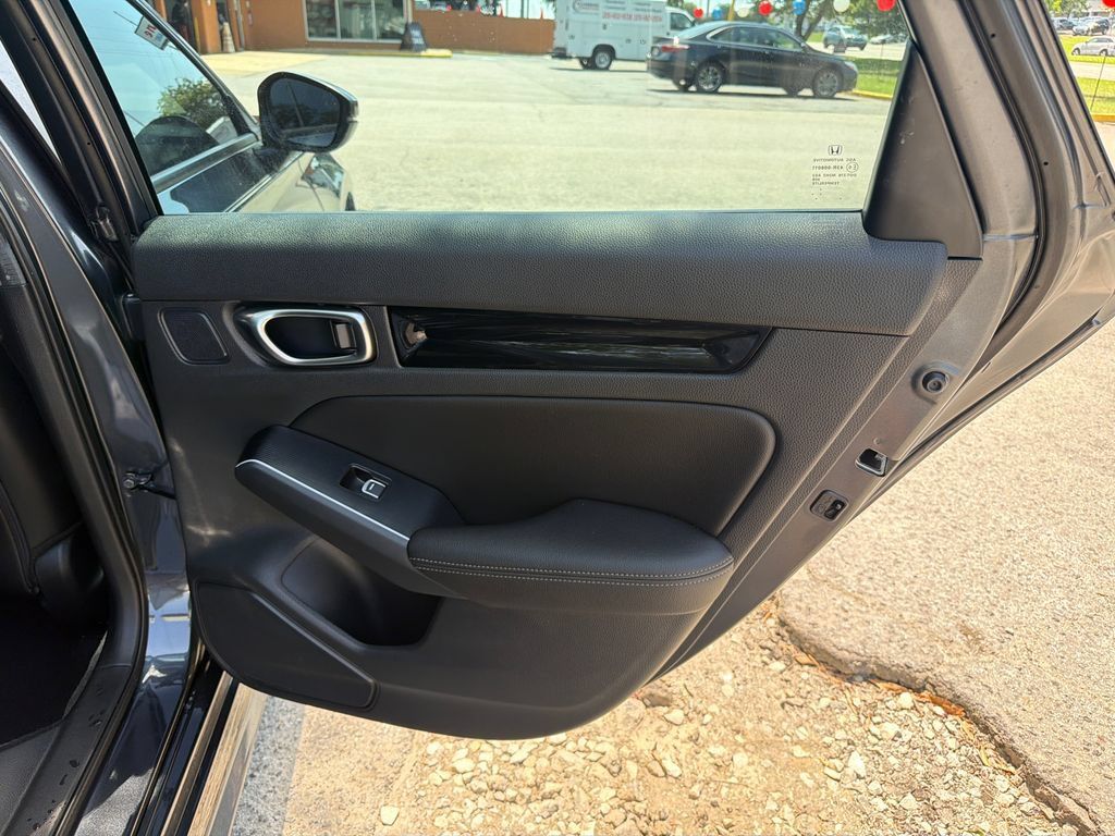 Used 2025 Honda Civic Sport image 17