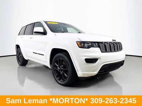 Used 2022 Jeep Grand Cherokee Laredo X AWD/4WD image 1