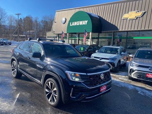 New 2026 Volkswagen Atlas Cross Sport SEL Premium R-Line image 1