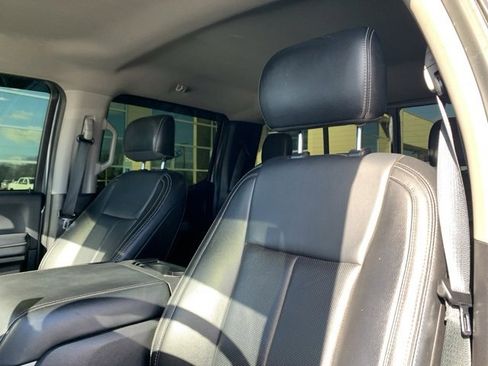 Certified 2021 Ford F250 Lariat w/ Lariat Value Package image 11