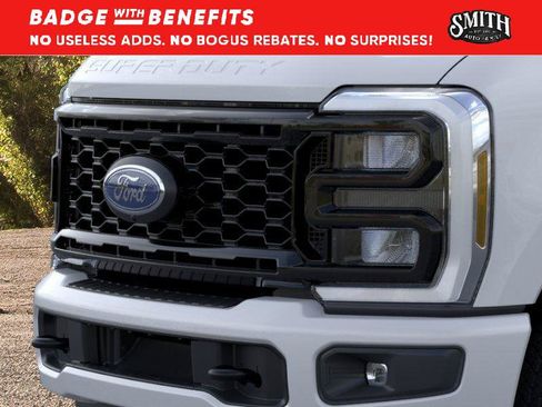 New 2026 Ford F250 XL w/ STX Appearance Package AWD/4WD image 18
