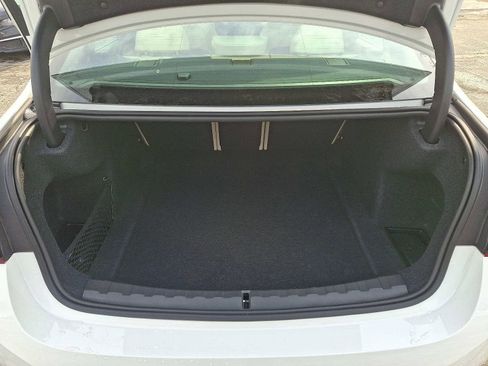 Used 2025 BMW 330i xDrive Sedan w/ M Sport Package image 28