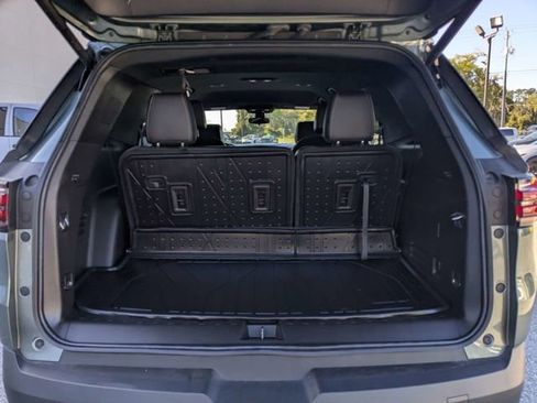 Used 2023 Chevrolet Traverse LT w/ LPO, Floor Liner Package image 12