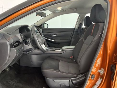 Used 2021 Nissan Sentra SR w/ Lighting Package image 11