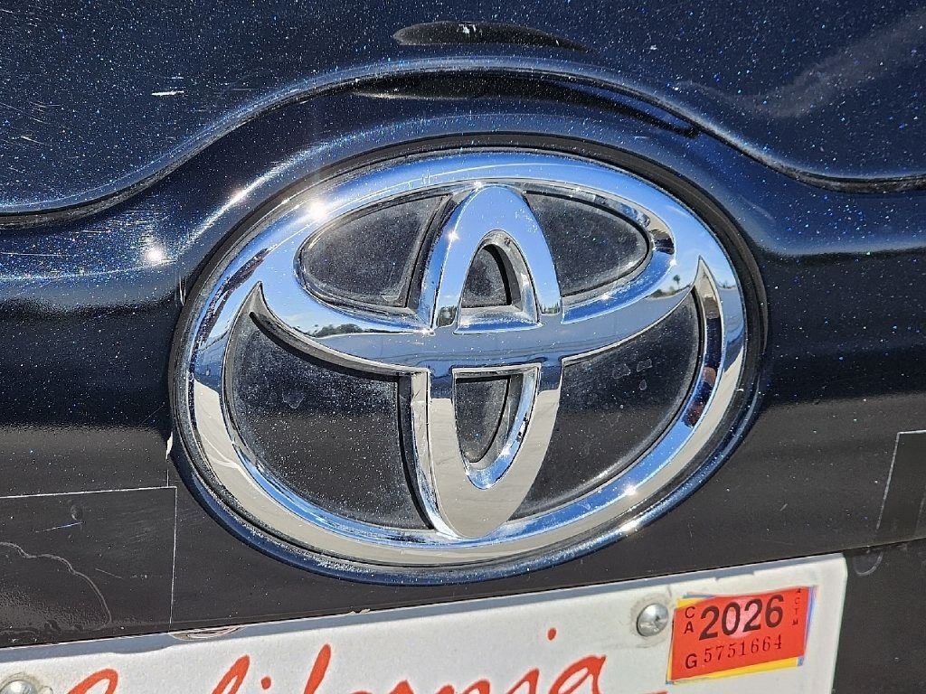 Used 2017 Toyota Highlander XLE FWD image 12