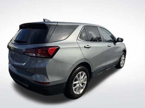 Used 2023 Chevrolet Equinox LT image 4