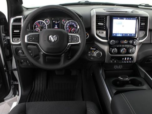 New 2026 RAM 1500 Big Horn AWD/4WD image 10