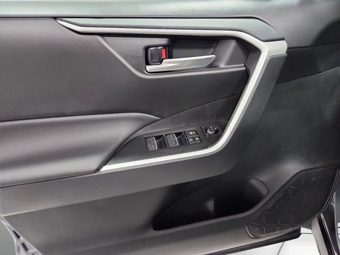 Certified 2025 Toyota RAV4 XLE Premium FWD image 9