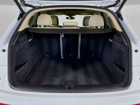 Used 2023 Audi Q5 2.0T Premium w/ Convenience Package image 26