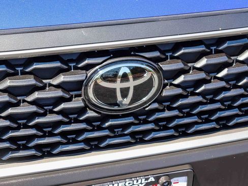 Certified 2025 Toyota Corolla Cross XLE FWD image 13