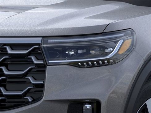 New 2026 Ford Explorer Platinum image 18
