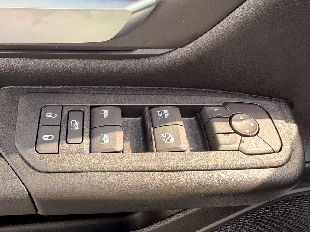 New 2026 RAM 1500 Express AWD/4WD image 16