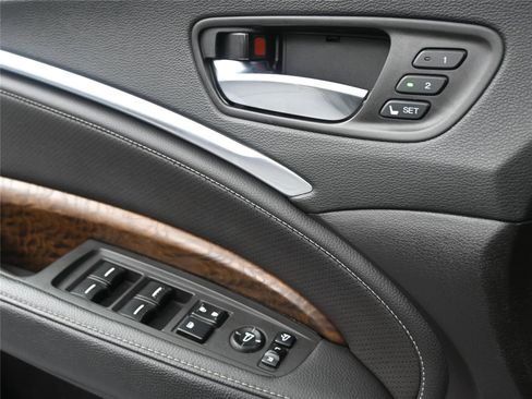 Used 2020 Acura MDX SH-AWD w/ Technology Package image 6