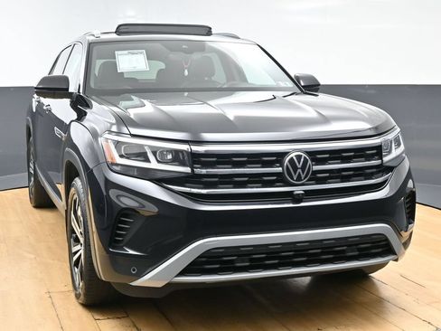 Used 2021 Volkswagen Atlas Cross Sport SEL Premium AWD/4WD image 4
