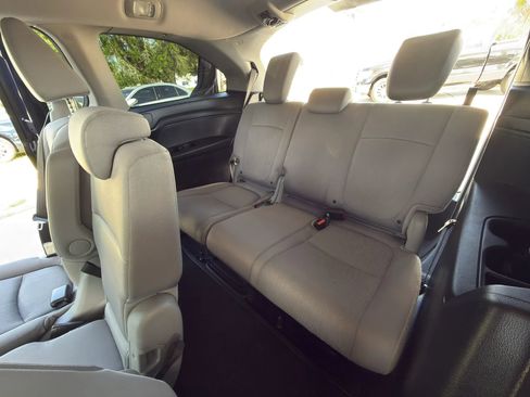Used 2019 Honda Odyssey EX image 17