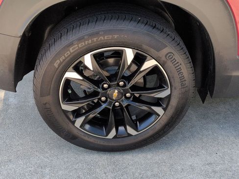 Used 2021 Chevrolet TrailBlazer LT w/ Sun and Liftgate Package FWD image 27