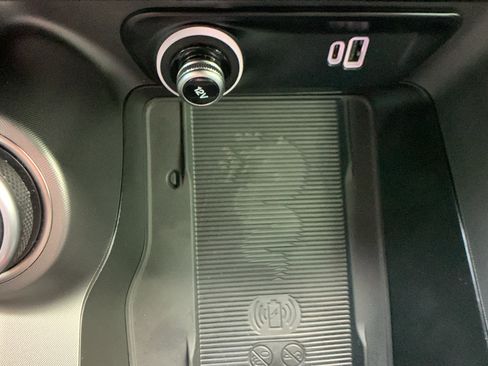 Used 2024 Alfa Romeo Tonale Veloce w/ Premium Interior Package image 18