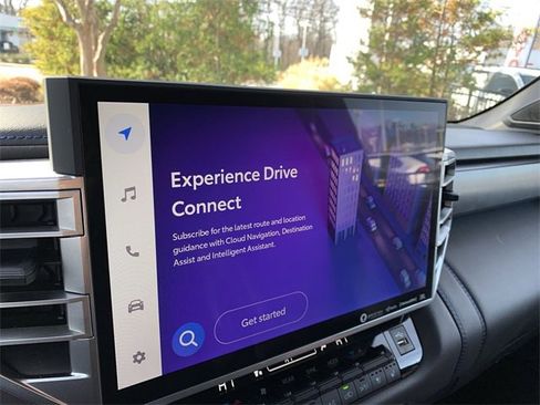 Used 2023 Toyota Sequoia Platinum image 23