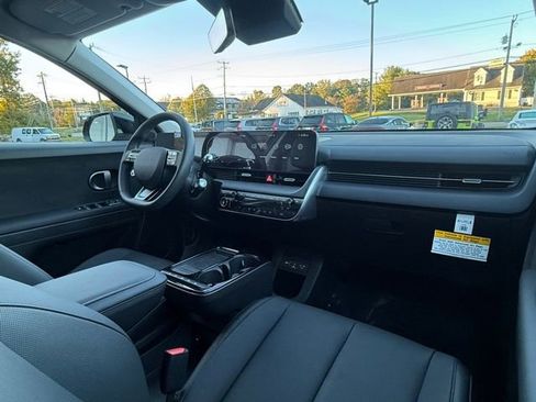 Used 2025 Hyundai Ioniq 5 SEL image 24