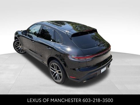 Used 2024 Porsche Macan AWD/4WD image 4
