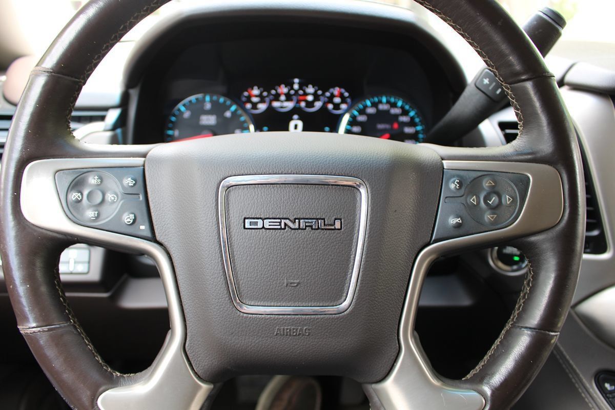Used 2017 GMC Yukon Denali w/ Open Road Package AWD/4WD image 21