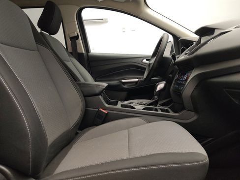 Used 2019 Ford Escape SE image 21