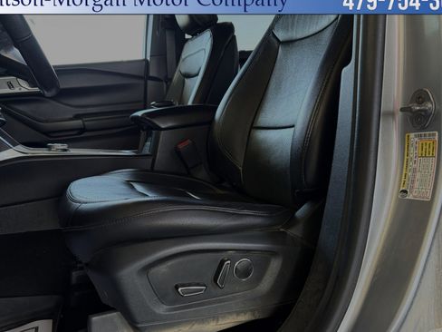 Used 2020 Ford Explorer Limited image 17