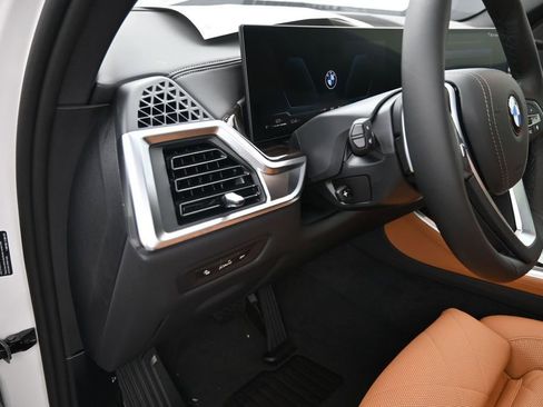 New 2026 BMW X5 sDrive40i RWD image 14