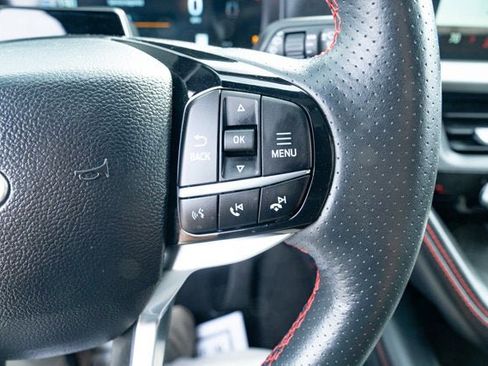 Used 2025 Ford Explorer ST-Line image 21