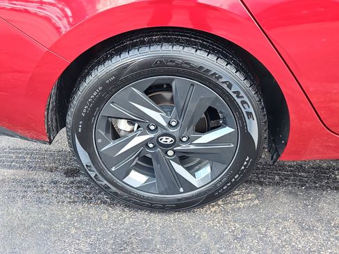 Used 2023 Hyundai Elantra SEL image 4