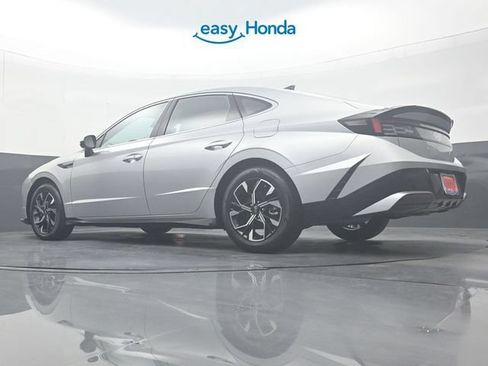 Used 2025 Hyundai Sonata SEL FWD image 31