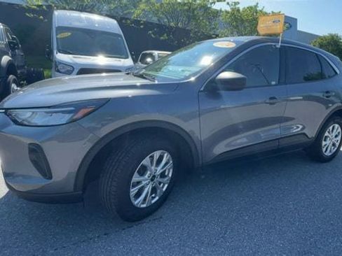Used 2024 Ford Escape Active AWD/4WD image 6