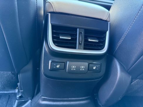 Used 2022 Subaru Outback Limited image 13