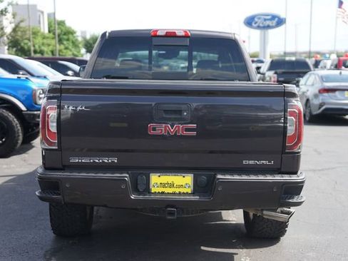Used 2016 GMC Sierra 1500 Denali w/ Enhanced Driver Alert Package AWD/4WD image 7