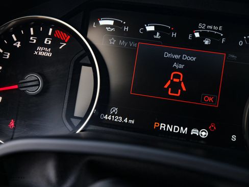 Used 2019 Ford F150 Raptor w/ Equipment Group 802A Luxury AWD/4WD image 47