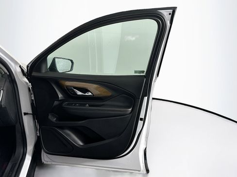 Used 2018 GMC Terrain SLE w/ Driver Convenience Package image 32