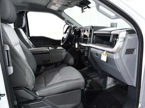 New 2027 Ford F250 XL w/ FX4 Off-Road Package AWD/4WD image 10