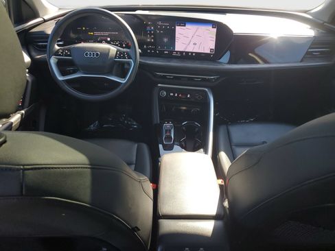 Used 2025 Audi Q5 Premium w/ Convenience Package AWD/4WD image 10