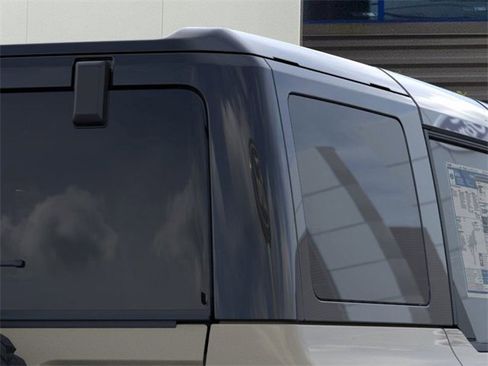 New 2025 Ford Bronco Outer Banks w/ Sasquatch Package image 25