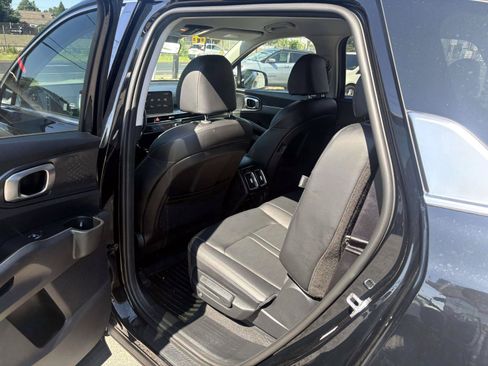 Certified 2026 Kia Sorento S AWD/4WD image 27