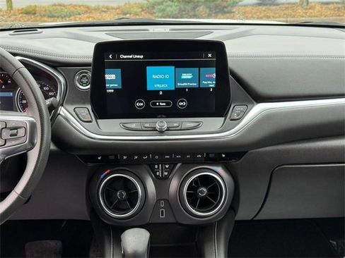 Used 2024 Chevrolet Blazer LT w/ Driver Confidence Package image 13