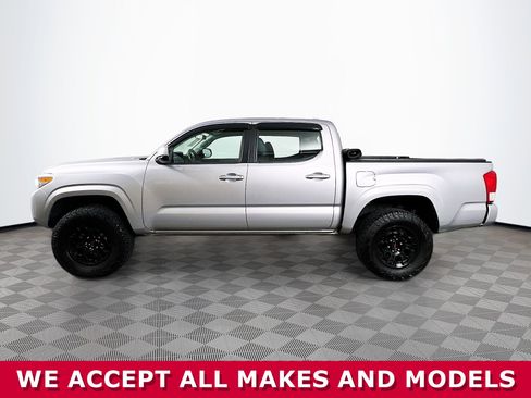 Used 2016 Toyota Tacoma SR w/ SR Convenience Package RWD image 24