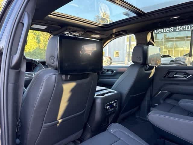 Used 2026 GMC Yukon Denali w/ Denali Reserve Package AWD/4WD image 10