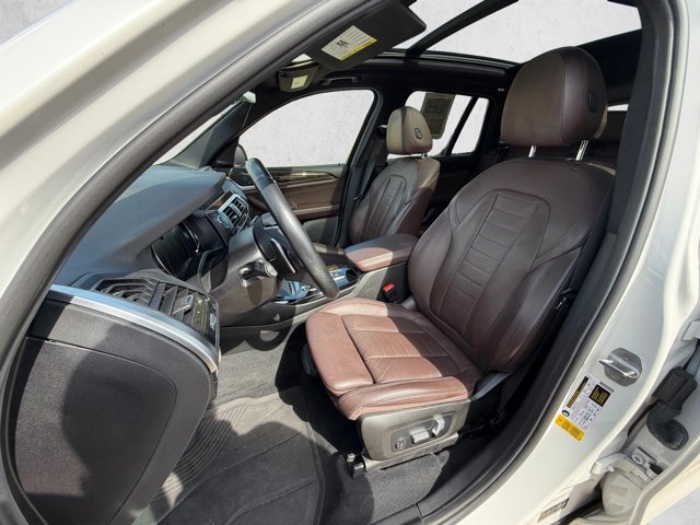 Used 2019 BMW X3 sDrive30i w/ Executive Package RWD image 17