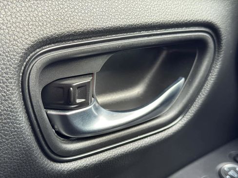 Used 2024 Honda HR-V Sport image 25