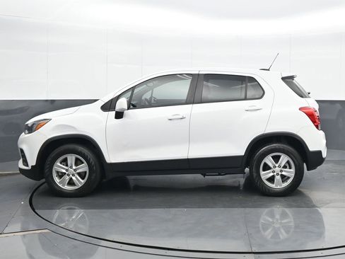 Used 2021 Chevrolet Trax LS w/ LPO, Cargo Package image 3